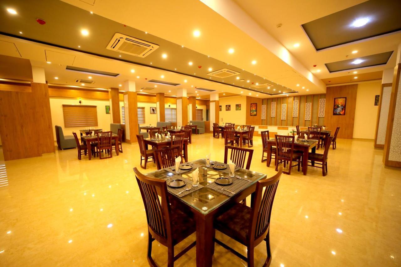 The Sky Imperial - Shahi Hotels & Resort Nāthdwāra Extérieur photo