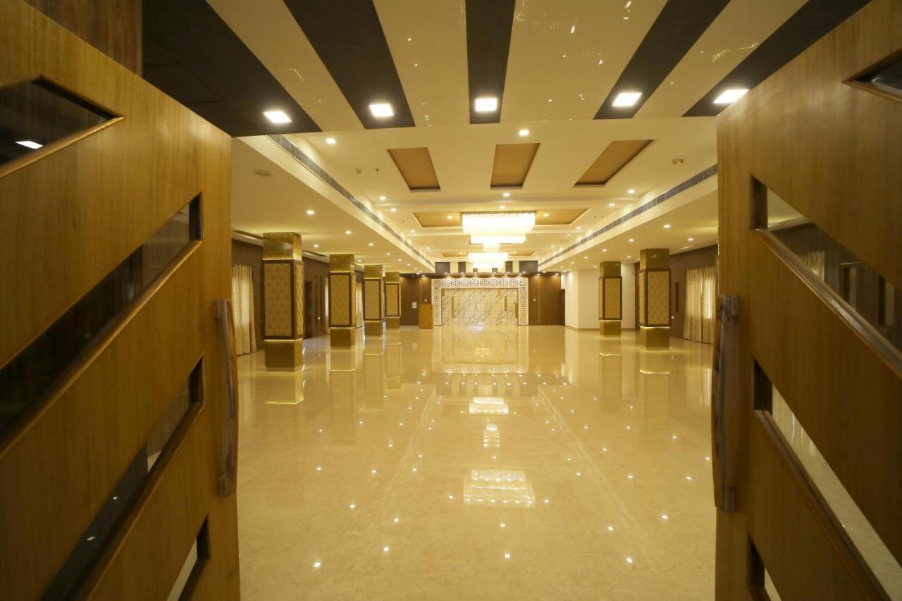 The Sky Imperial - Shahi Hotels & Resort Nāthdwāra Extérieur photo