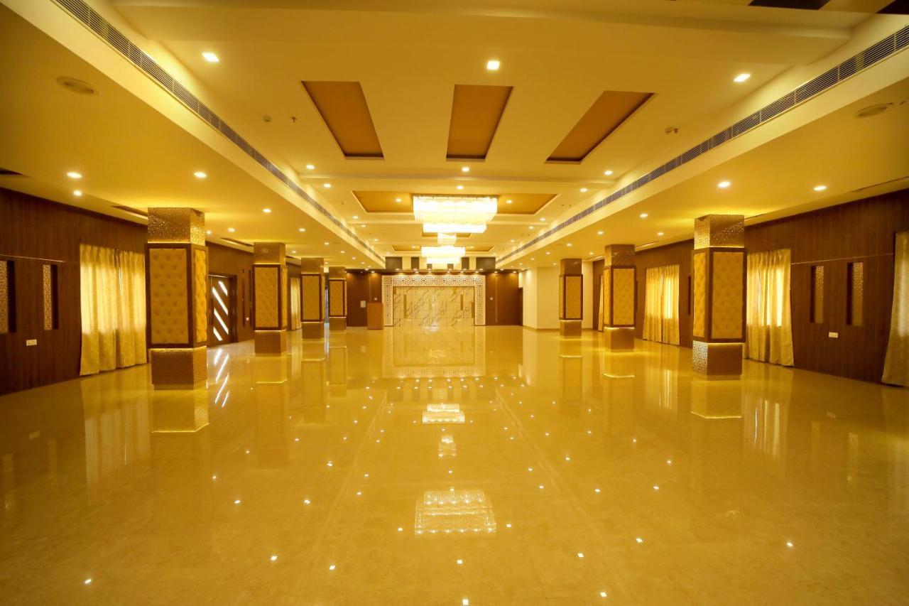 The Sky Imperial - Shahi Hotels & Resort Nāthdwāra Extérieur photo